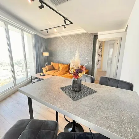 Alfred Sky Smart 29th Apartment *