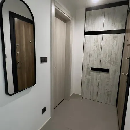Apartment Alfred Sky Smart 29th Skopje